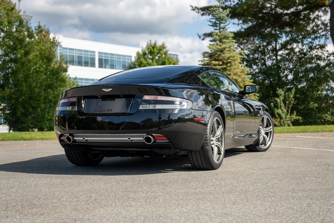 2005 Aston Martin DB9 - Image 18 of 31