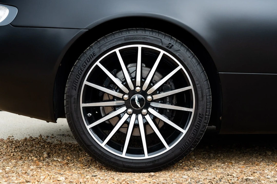 2005 Aston Martin DB9 - Image 26 of 30
