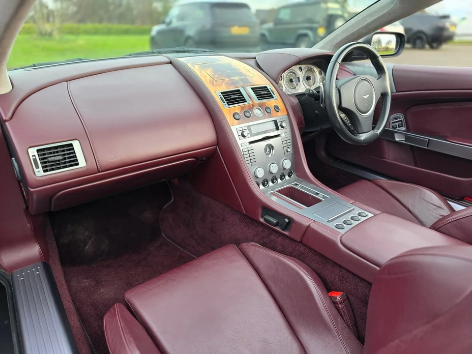 2005 Aston Martin DB9 - Image 23 of 30