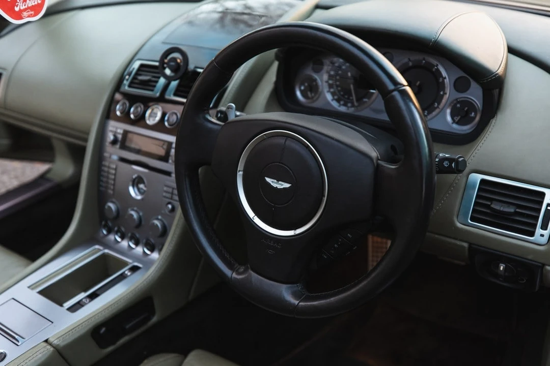 2005 Aston Martin DB9 - Image 23 of 30