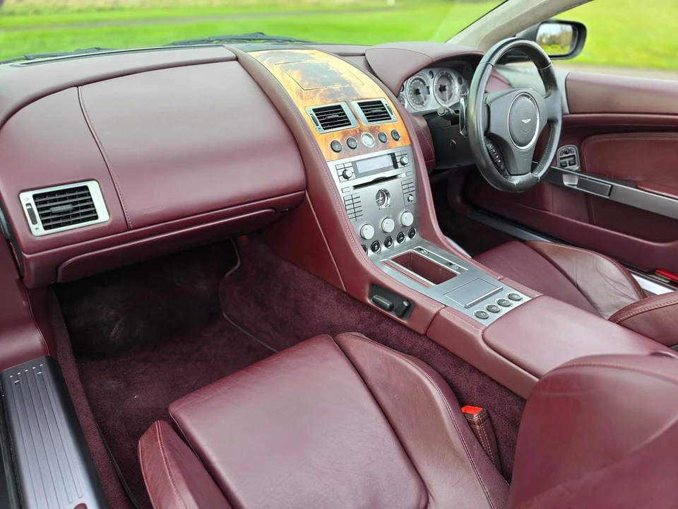 2005 Aston Martin DB9 - Image 26 of 30