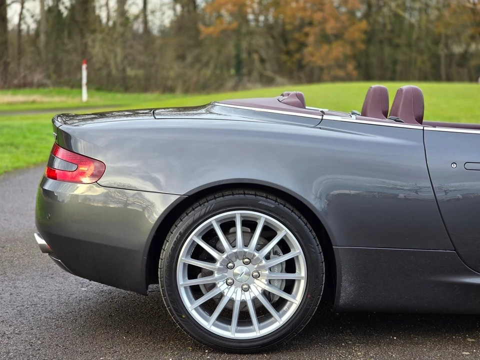 2005 Aston Martin DB9 - Image 20 of 30