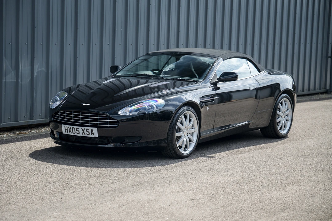 2005 Aston Martin DB9 - Image 11 of 31