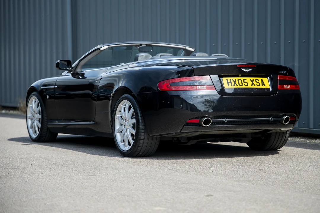 2005 Aston Martin DB9 - Image 19 of 31