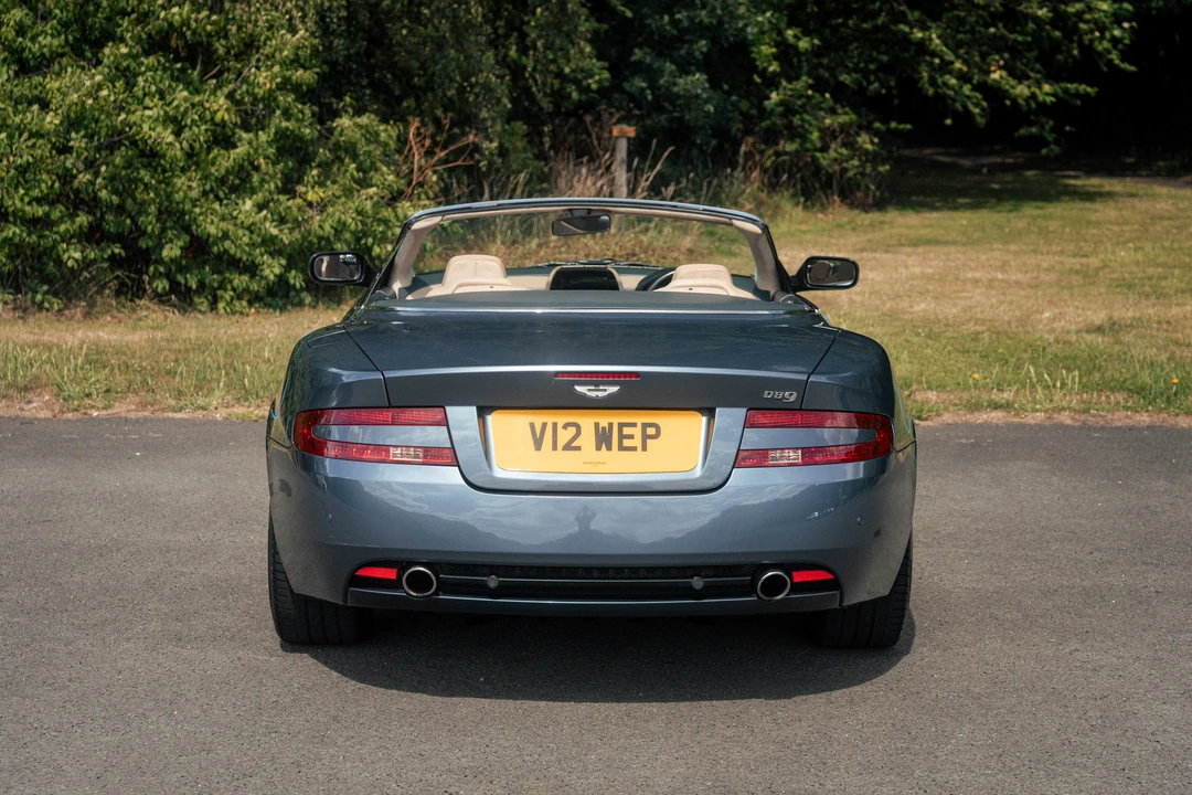 2005 Aston Martin DB9 - Image 13 of 31
