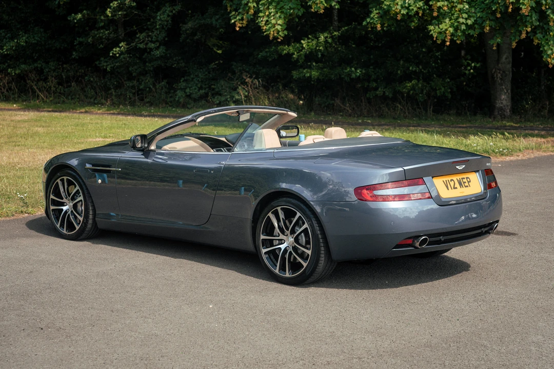 2005 Aston Martin DB9 - Image 14 of 31