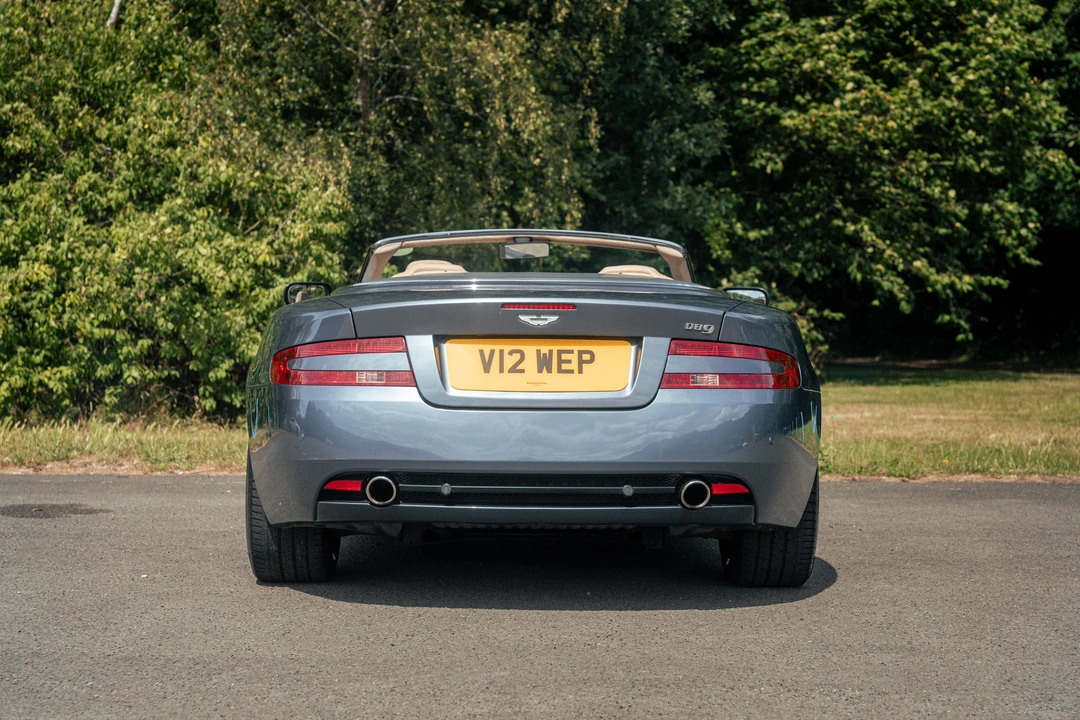 2005 Aston Martin DB9 - Image 17 of 31
