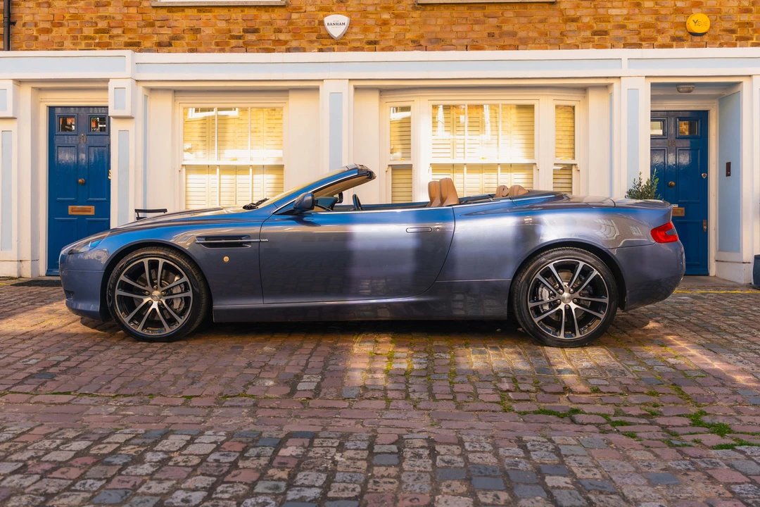 2005 Aston Martin DB9 - Image 7 of 31