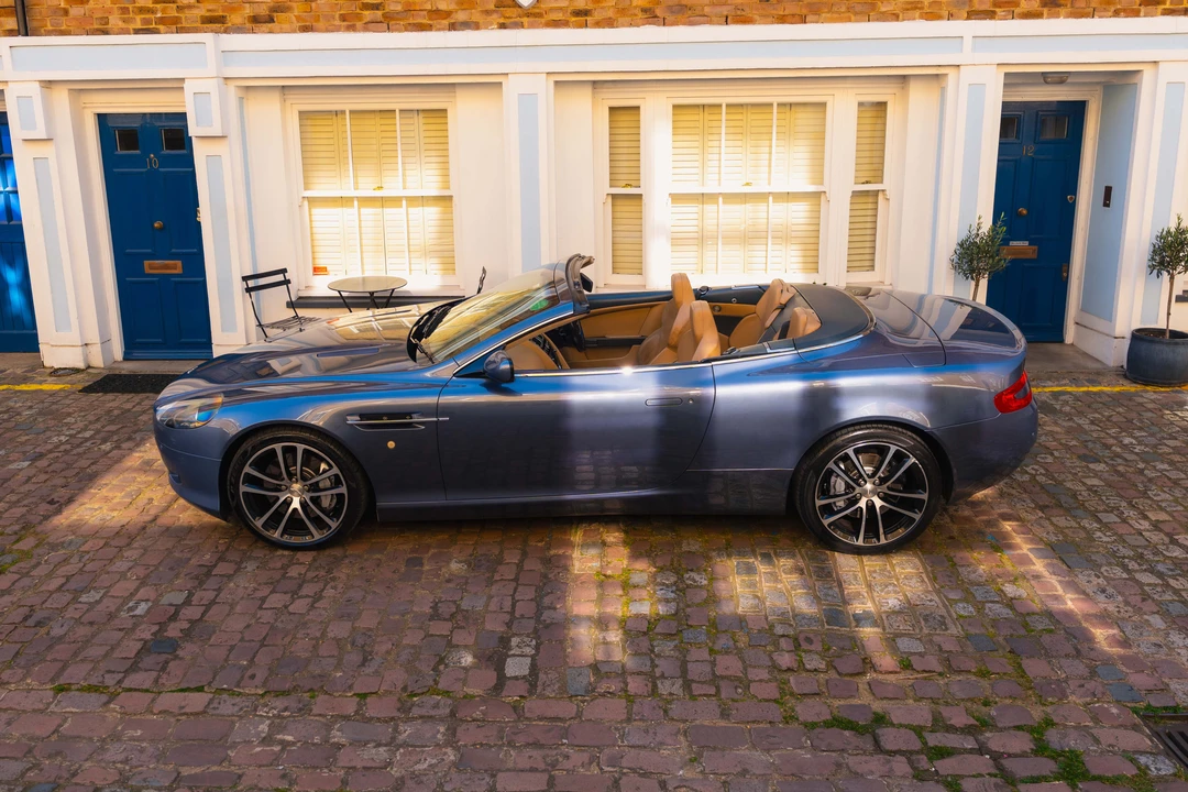 2005 Aston Martin DB9 - Image 15 of 31