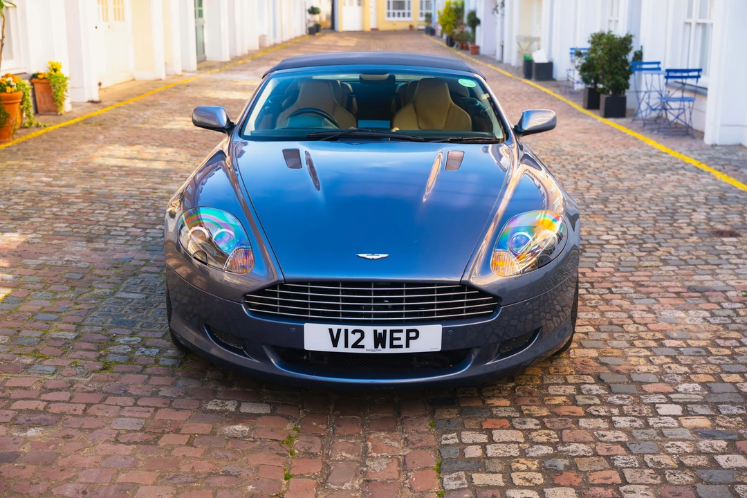 2005 Aston Martin DB9 - Image 17 of 31