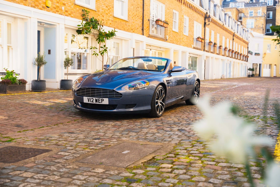 2005 Aston Martin DB9 - Image 16 of 31