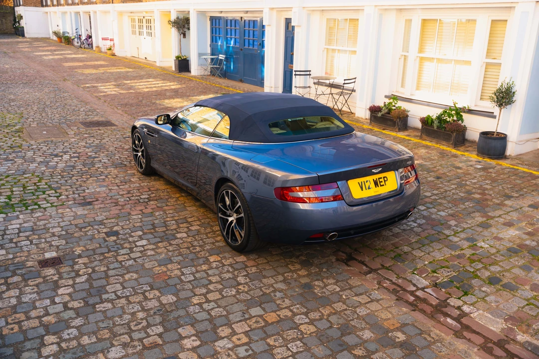 2005 Aston Martin DB9 - Image 14 of 31
