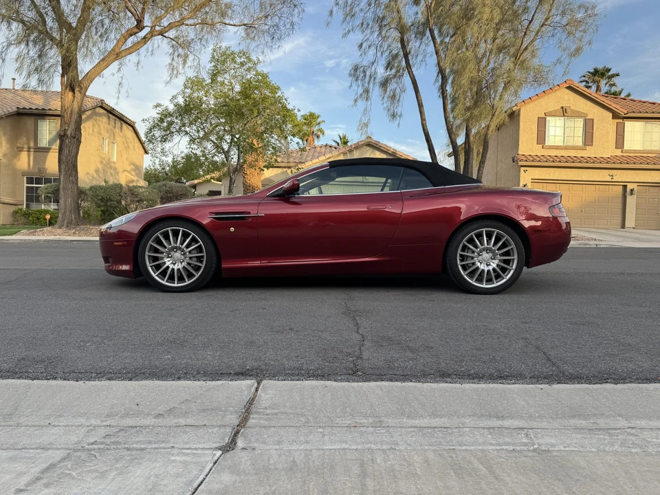 2005 Aston Martin DB9 - Image 29 of 31