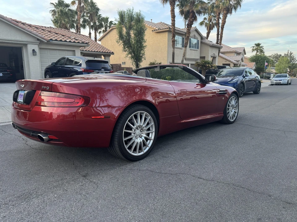 2005 Aston Martin DB9 - Image 13 of 31