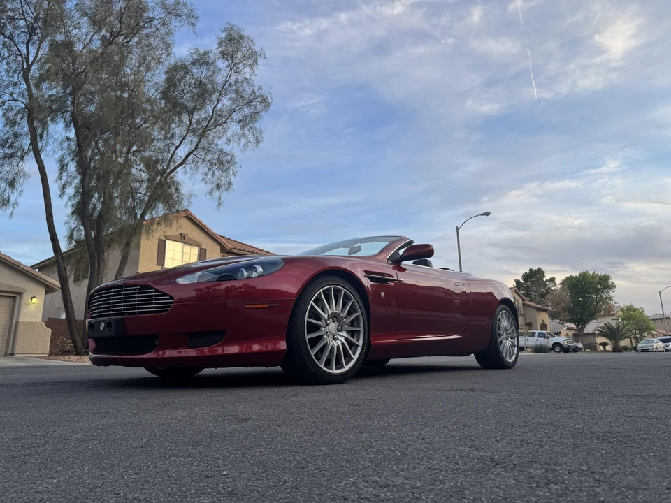 2005 Aston Martin DB9 - Image 9 of 31