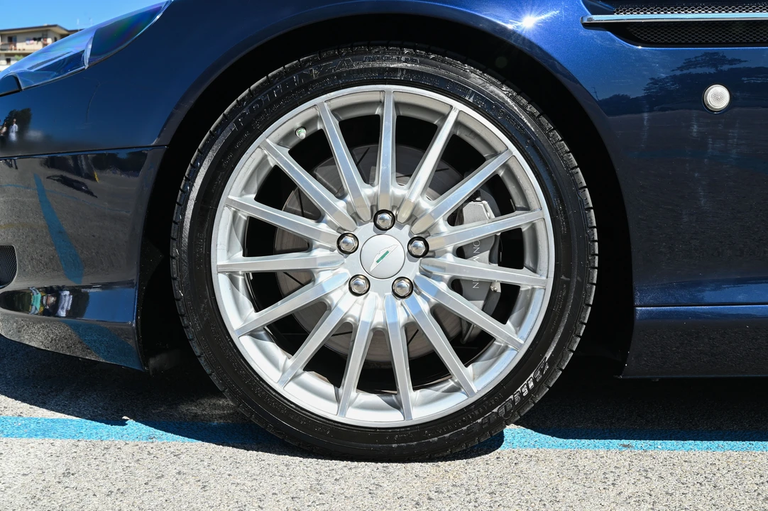 2005 Aston Martin DB9 - Image 31 of 31