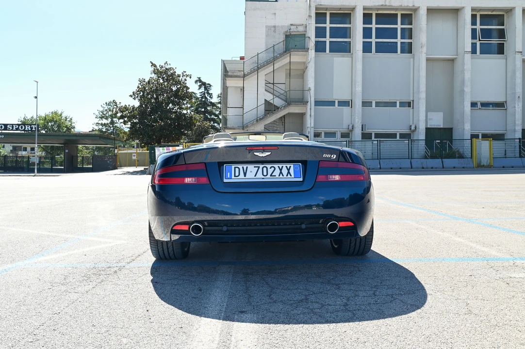 2005 Aston Martin DB9 - Image 6 of 31