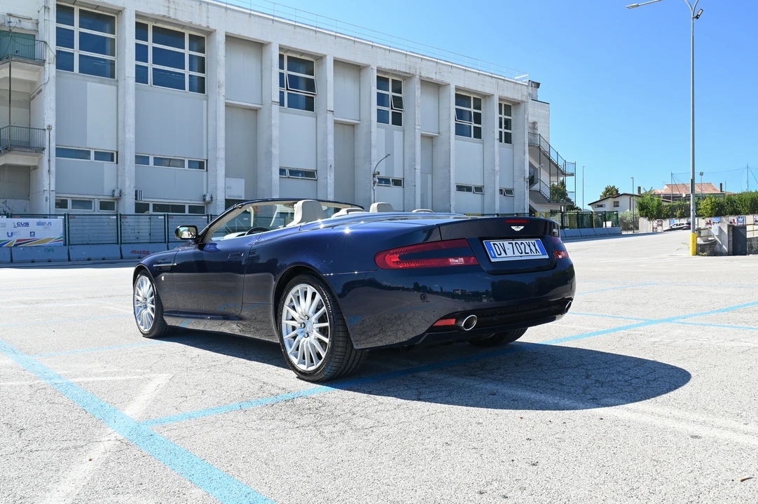 2005 Aston Martin DB9 - Image 7 of 31