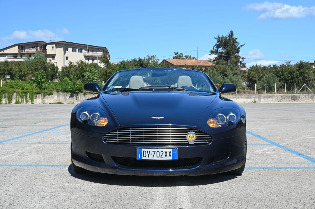 2005 Aston Martin DB9 - Image 2 of 31
