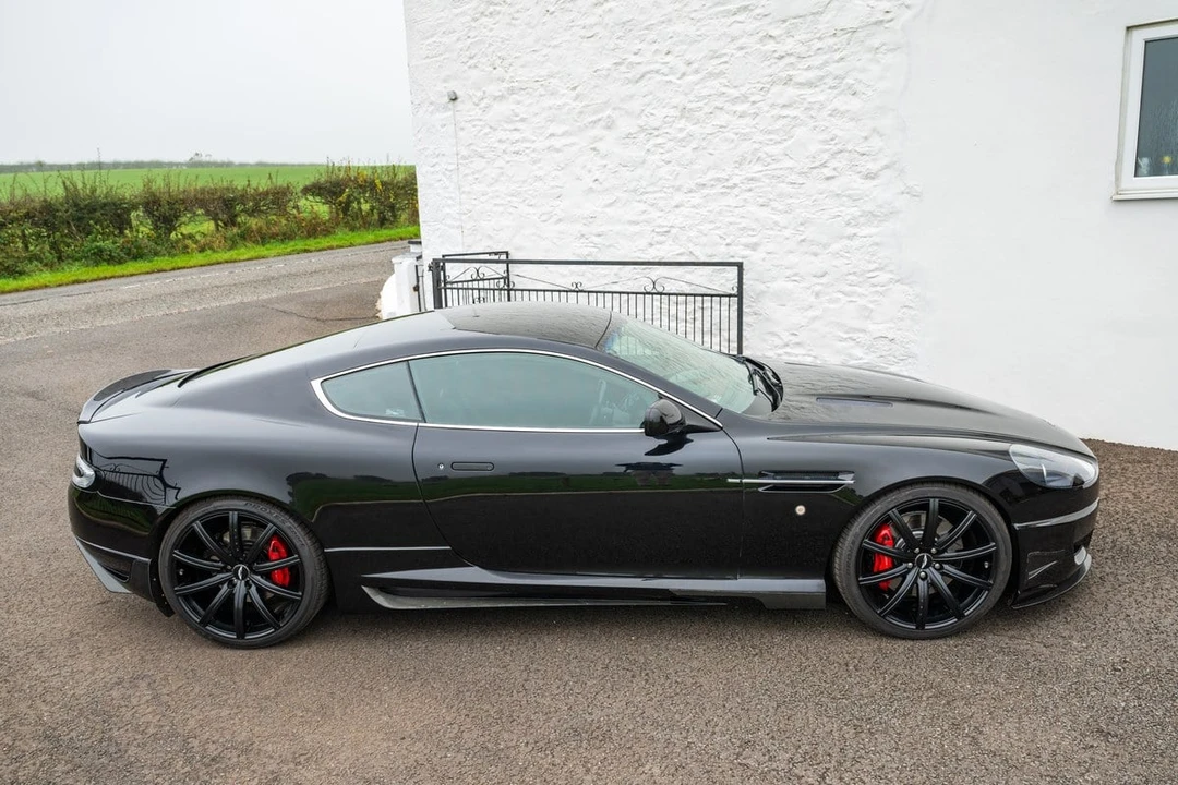 2005 Aston Martin DB9 - Image 28 of 30