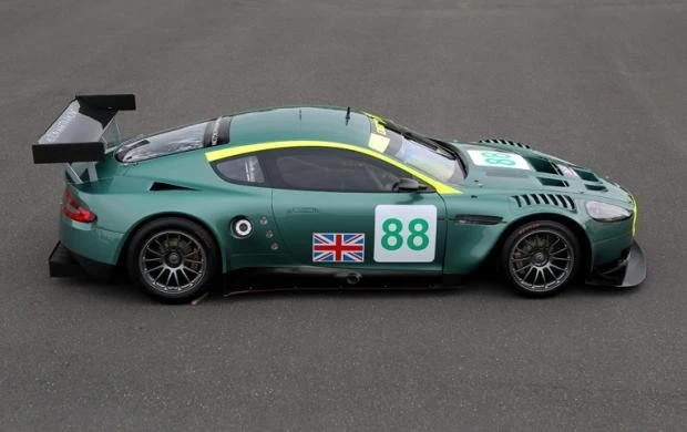 2005 Aston Martin DB9 - Image 4 of 12