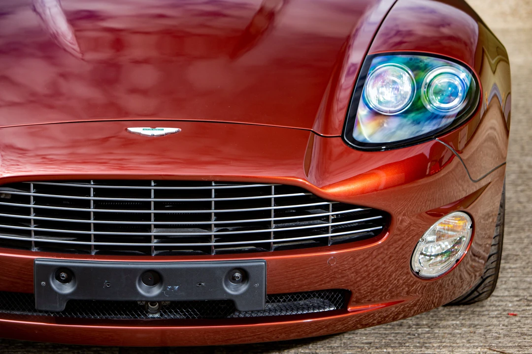2005 Aston Martin Vanquish 1st Gen - Image 26 of 31