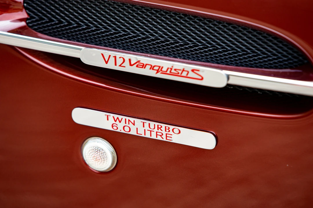2005 Aston Martin Vanquish 1st Gen - Image 30 of 31