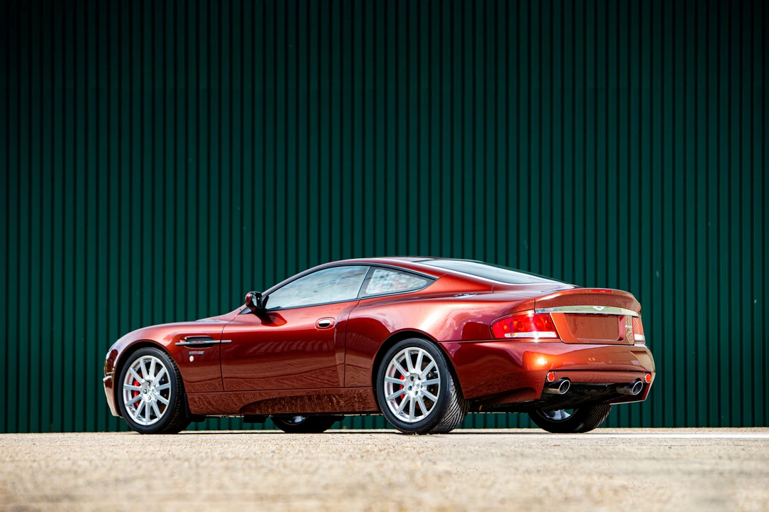 2005 Aston Martin Vanquish 1st Gen - Image 2 of 31