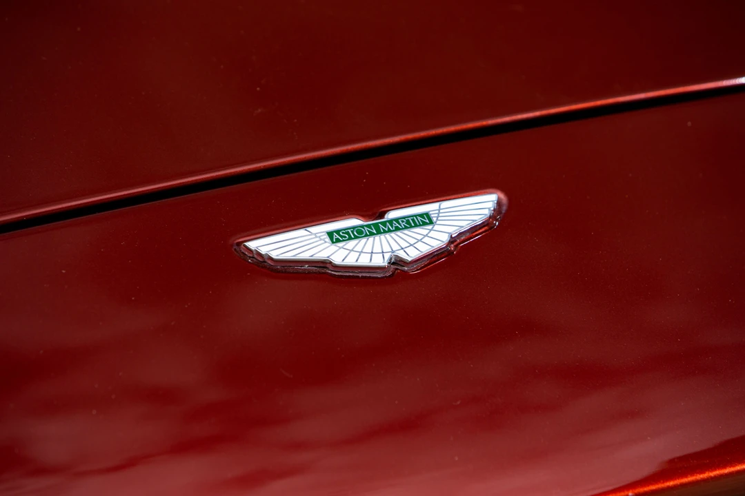 2005 Aston Martin Vanquish 1st Gen - Image 25 of 31
