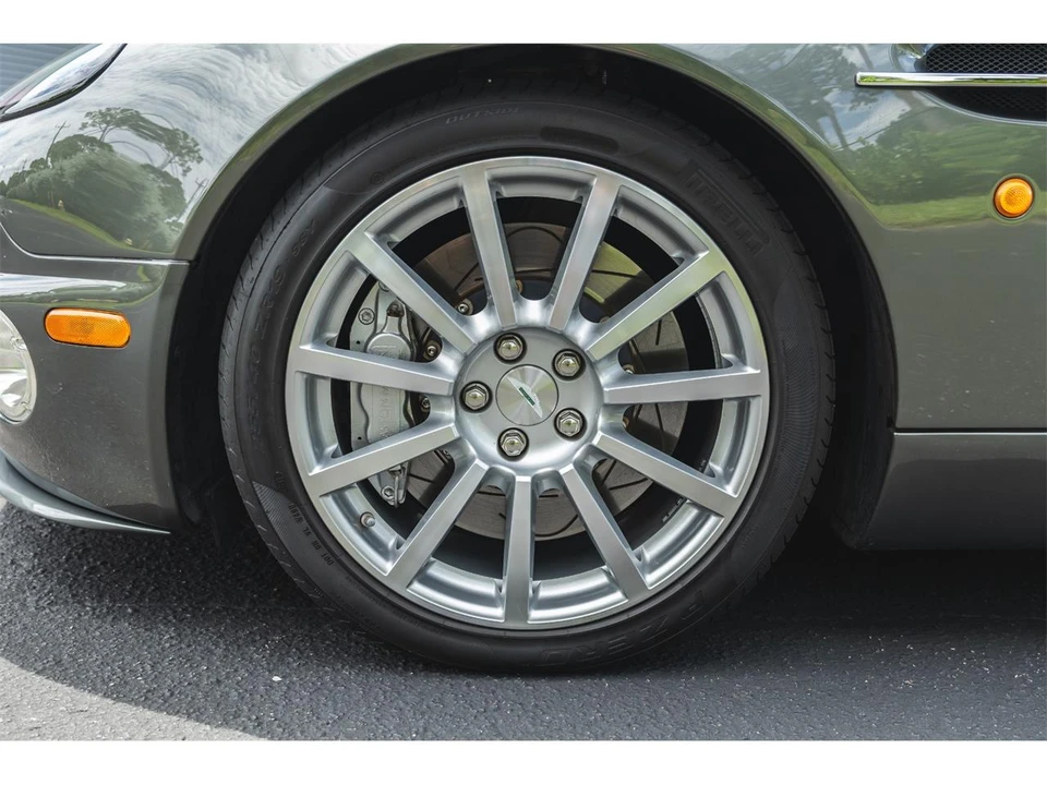 2005 Aston Martin Vanquish S 1st Gen - Image 13 of 31