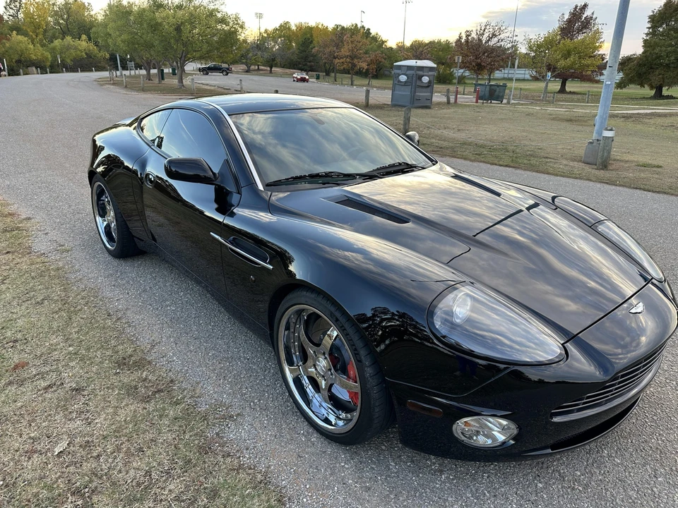 2005 Aston Martin Vanquish 1st Gen - Image 16 of 31