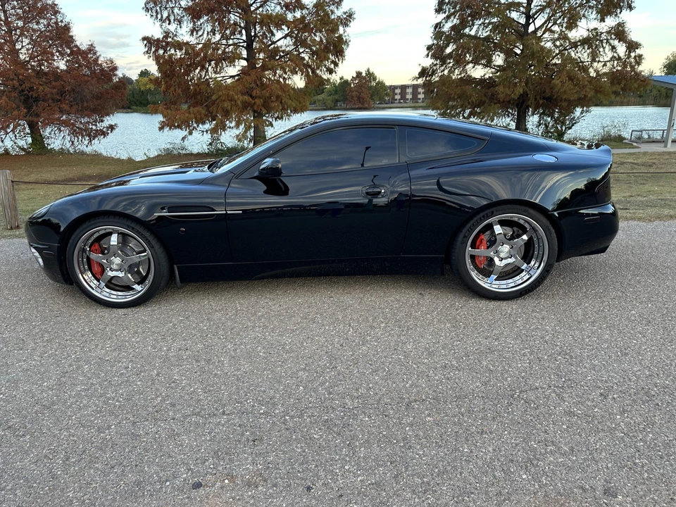 2005 Aston Martin Vanquish 1st Gen - Image 29 of 31
