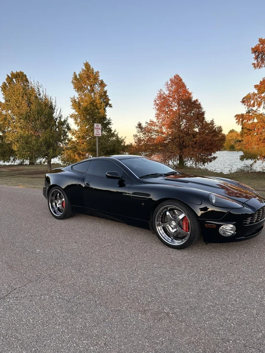 2005 Aston Martin Vanquish 1st Gen - Image 17 of 31