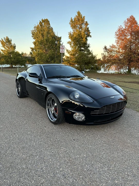 2005 Aston Martin Vanquish 1st Gen - Image 15 of 31