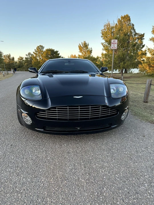 2005 Aston Martin Vanquish 1st Gen - Image 10 of 31