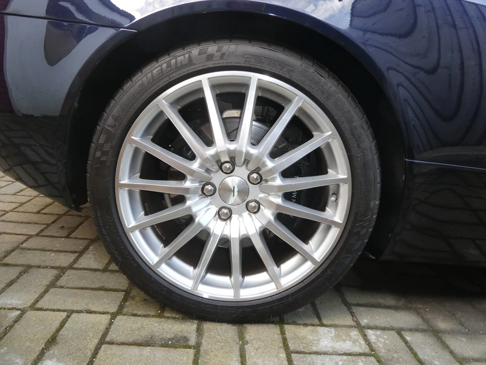 2005 Aston Martin DB9 - Image 21 of 30