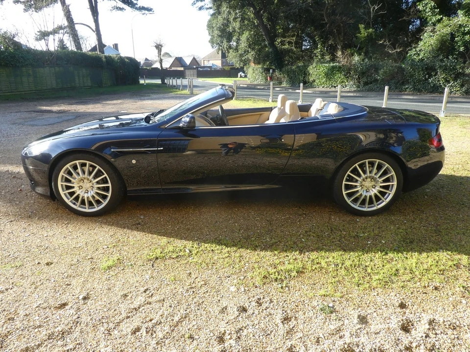 2005 Aston Martin DB9 - Image 11 of 30