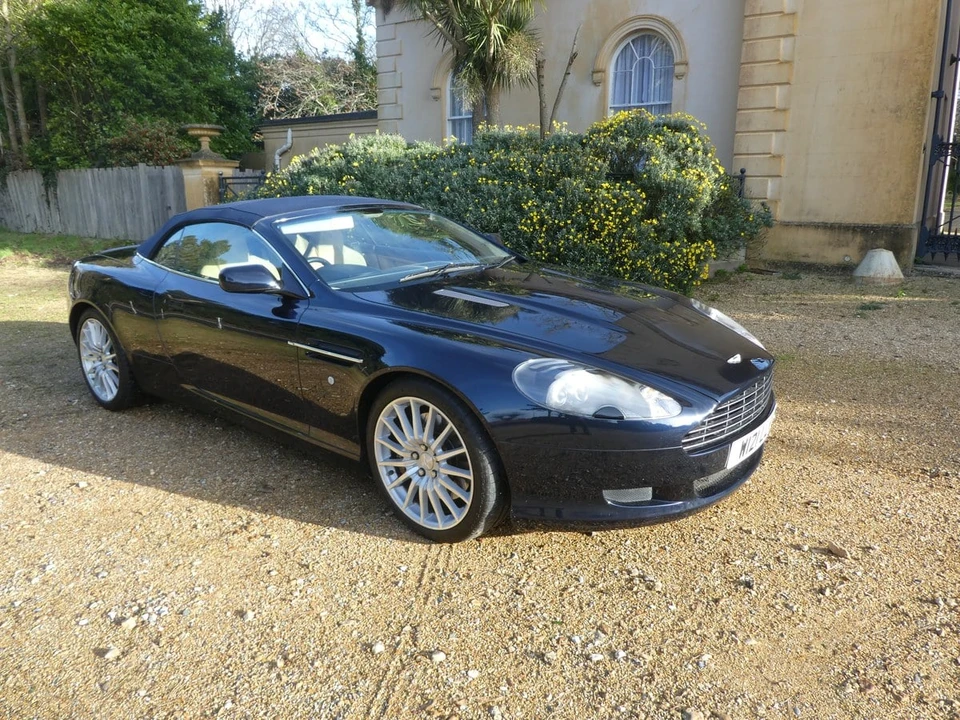 2005 Aston Martin DB9 - Image 19 of 30