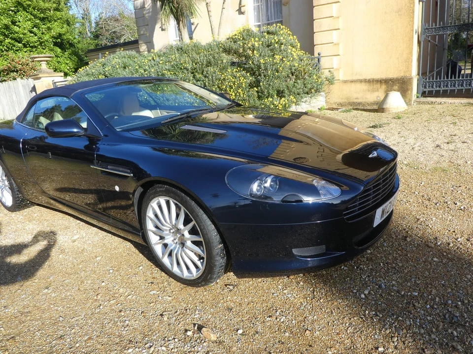2005 Aston Martin DB9 - Image 12 of 30