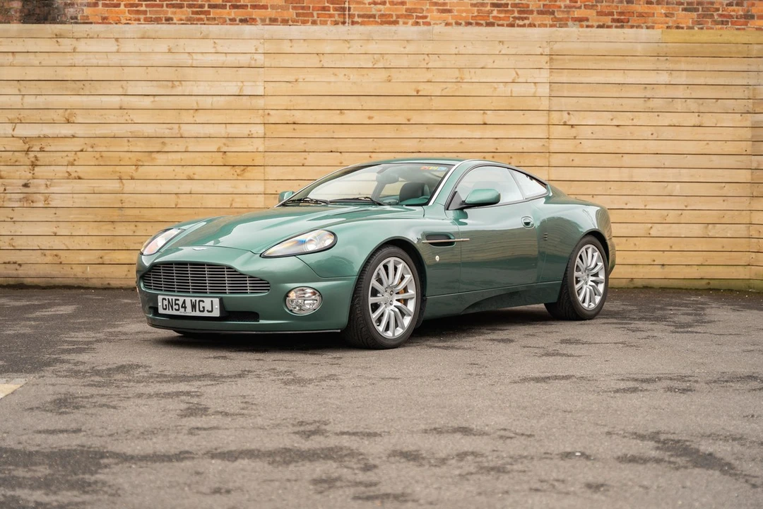 2005 Aston Martin Vanquish 1st Gen - Image 12 of 30