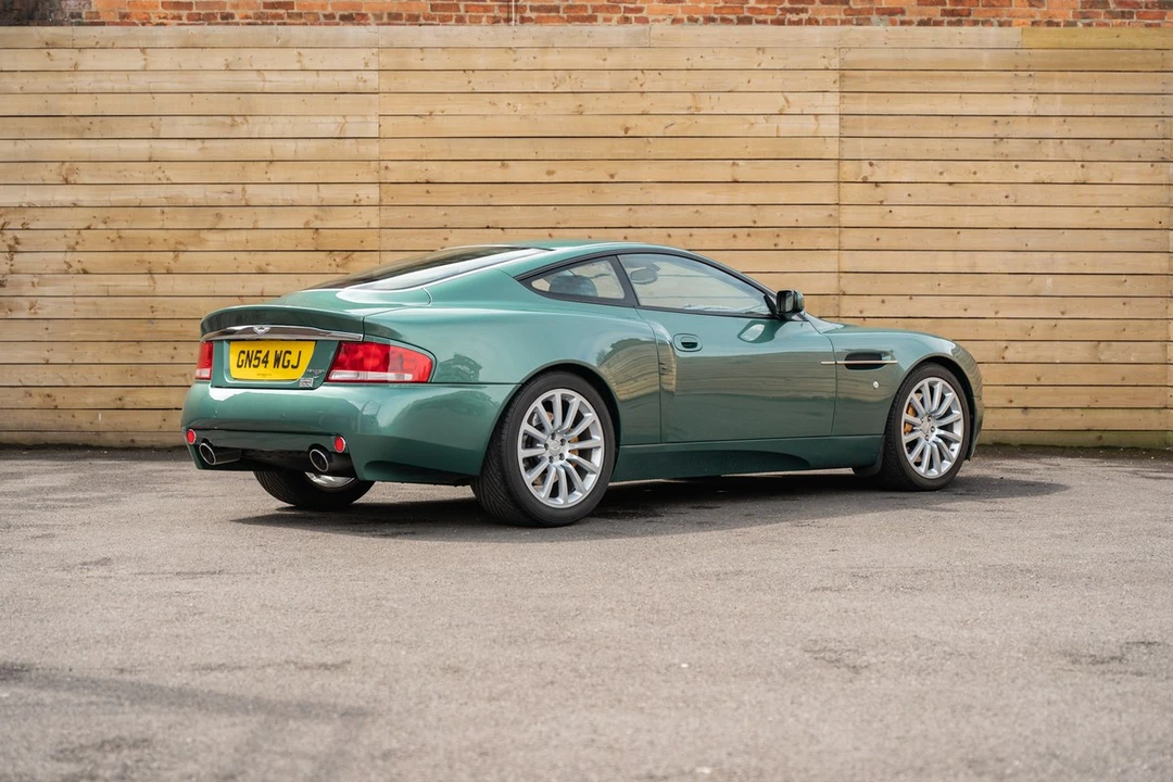 2005 Aston Martin Vanquish 1st Gen - Image 20 of 30