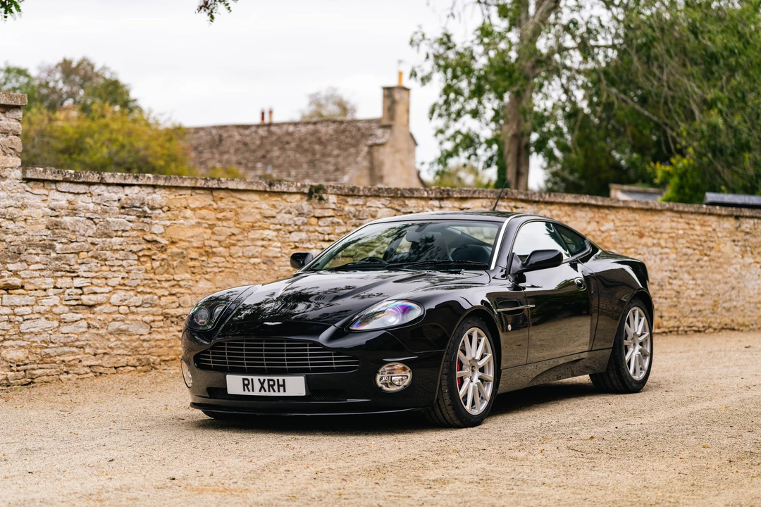 2005 Aston Martin Vanquish 1st Gen - Image 3 of 31