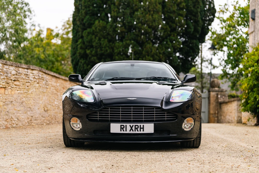 2005 Aston Martin Vanquish 1st Gen - Image 2 of 31
