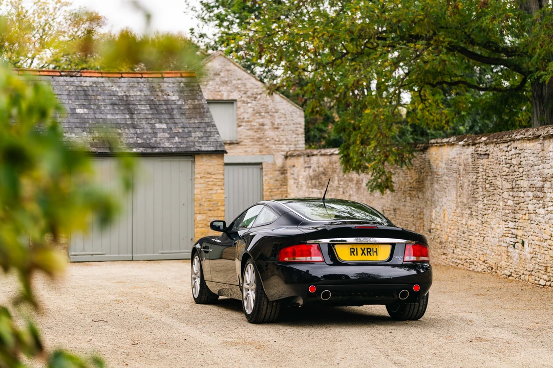 2005 Aston Martin Vanquish 1st Gen - Image 5 of 31