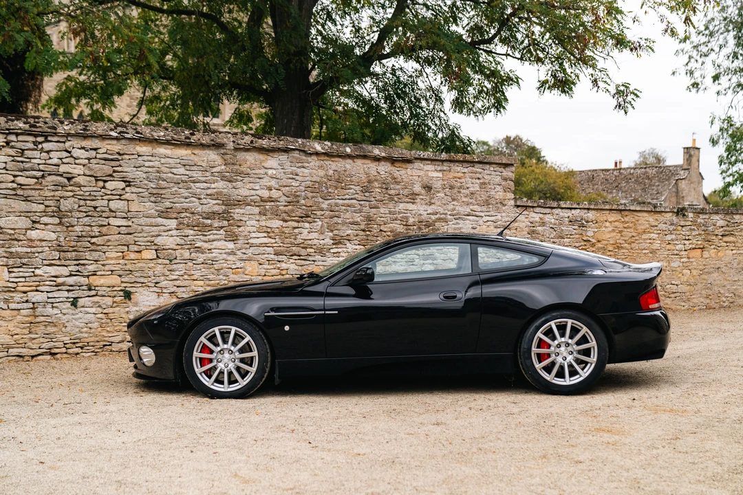 2005 Aston Martin Vanquish 1st Gen - Image 4 of 31