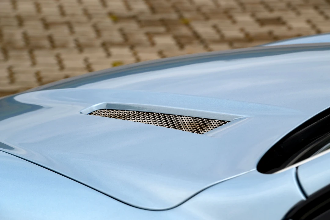 2005 Aston Martin Vanquish 1st Gen - Image 28 of 31