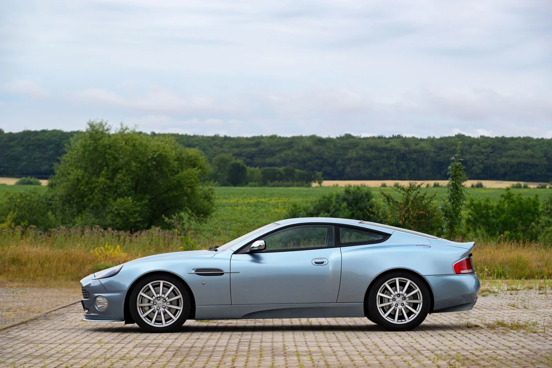 2005 Aston Martin Vanquish 1st Gen - Image 2 of 31