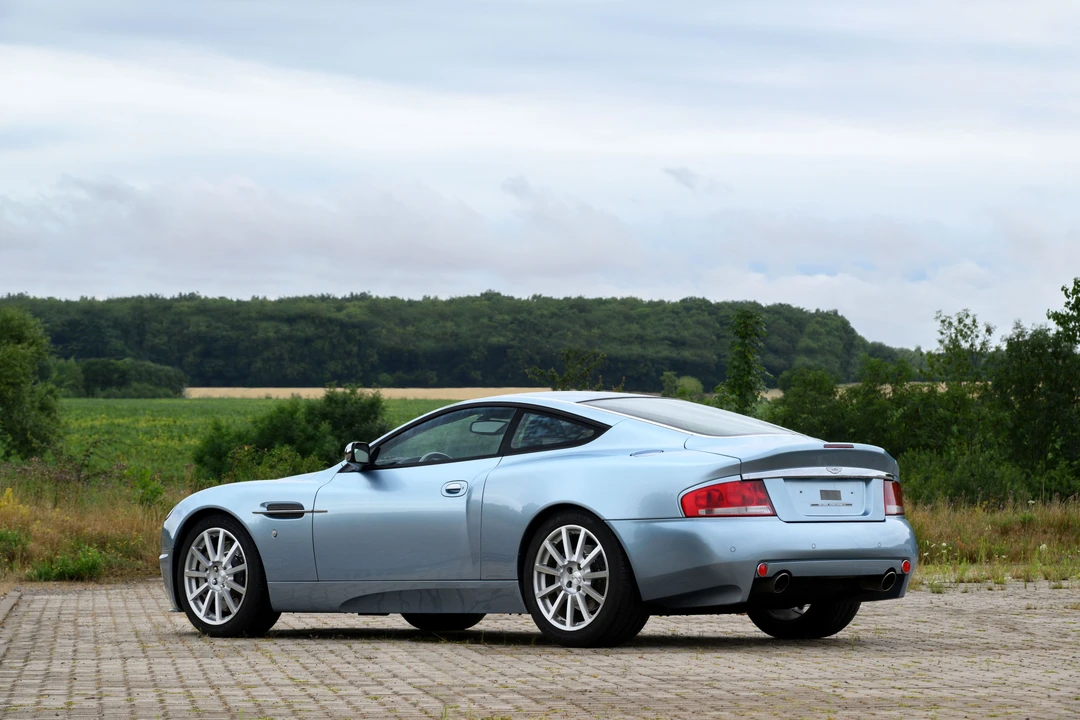 2005 Aston Martin Vanquish 1st Gen - Image 3 of 31