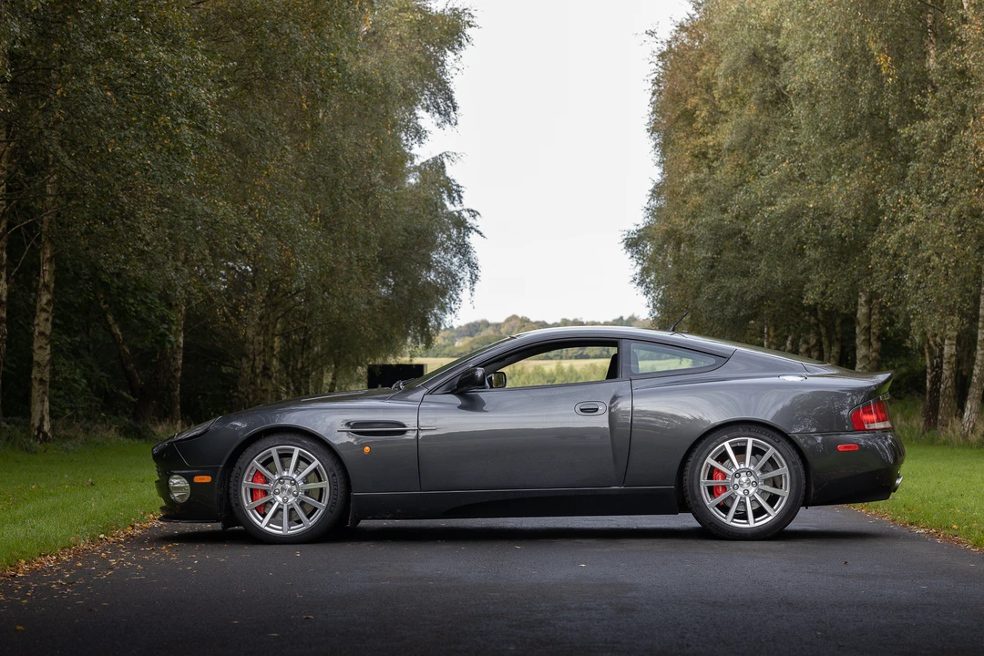 2005 Aston Martin Vanquish 1st Gen - Image 5 of 31