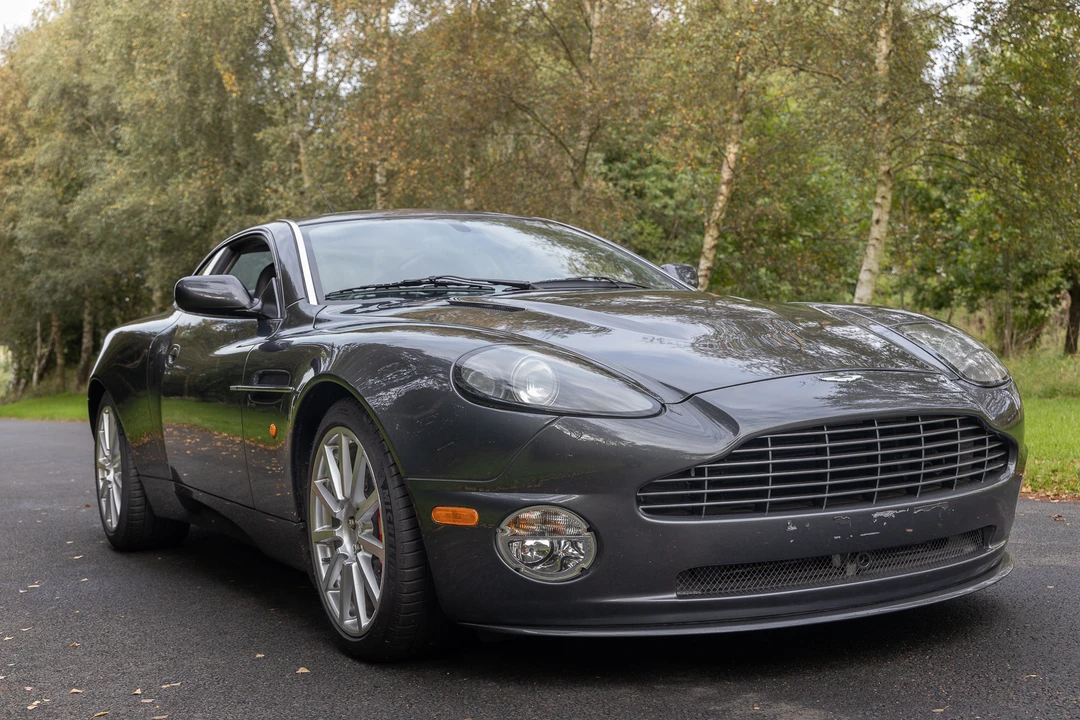 2005 Aston Martin Vanquish 1st Gen - Image 12 of 31